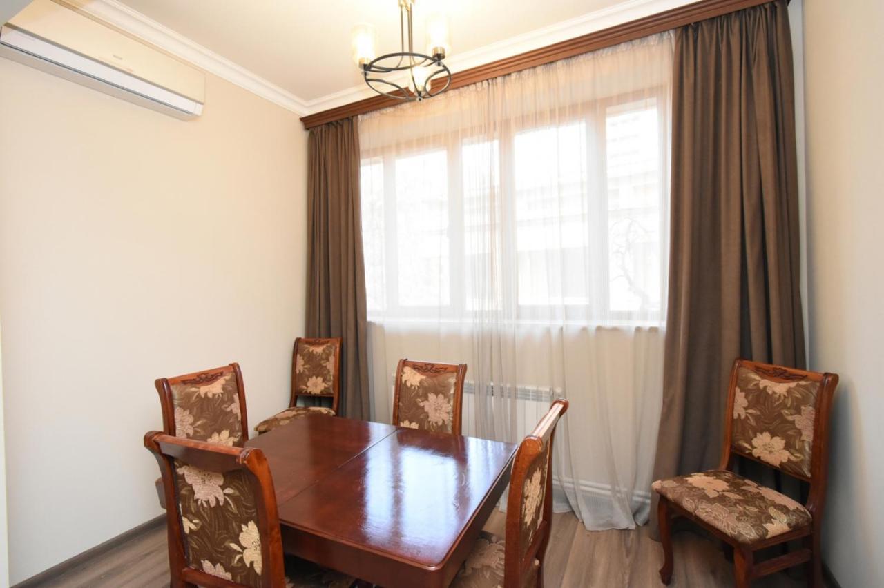 Yerevan Home Bagian luar foto