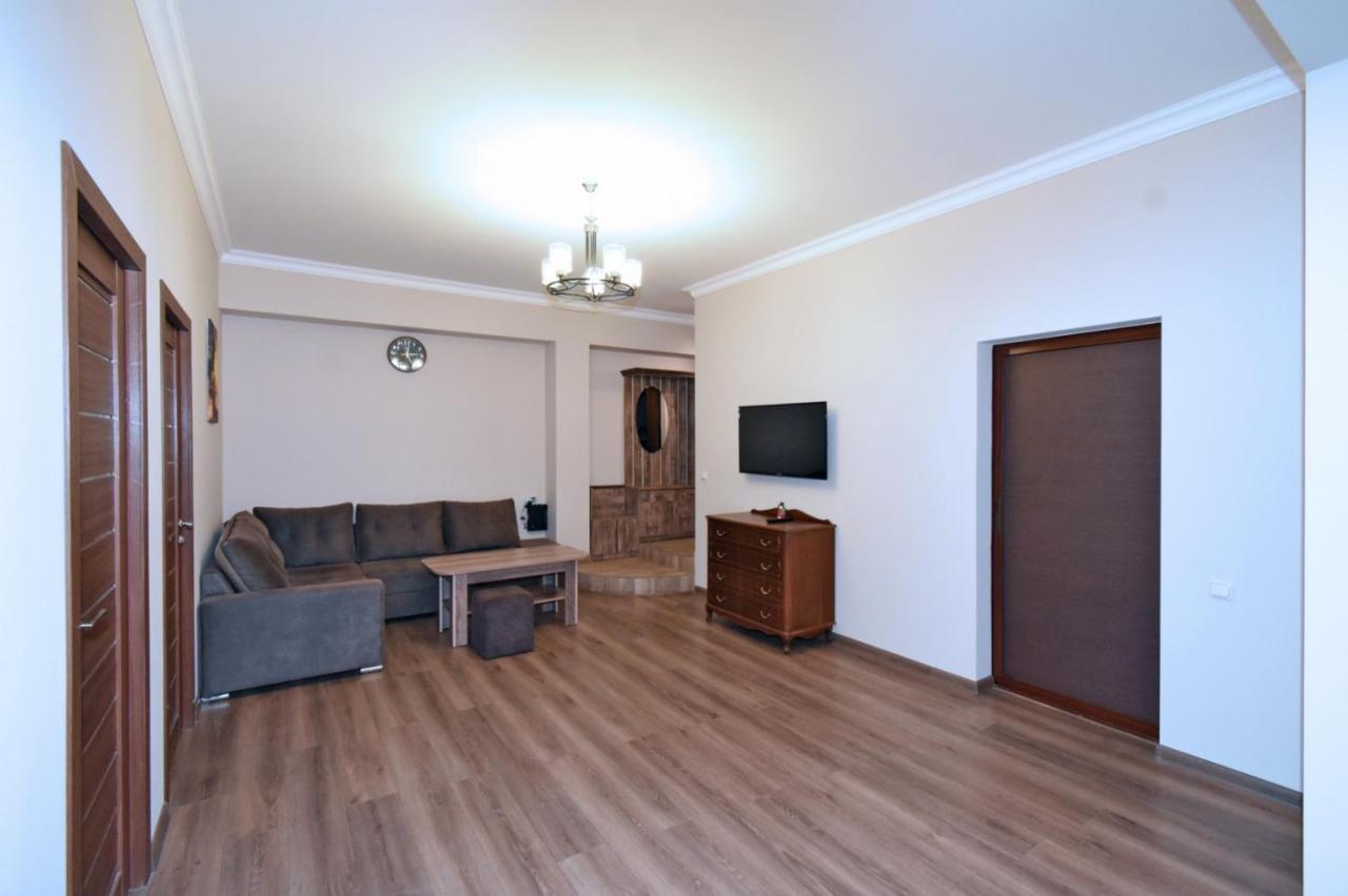 Yerevan Home Bagian luar foto
