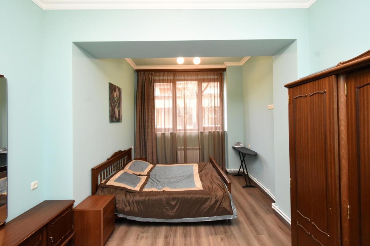 Yerevan Home Bagian luar foto